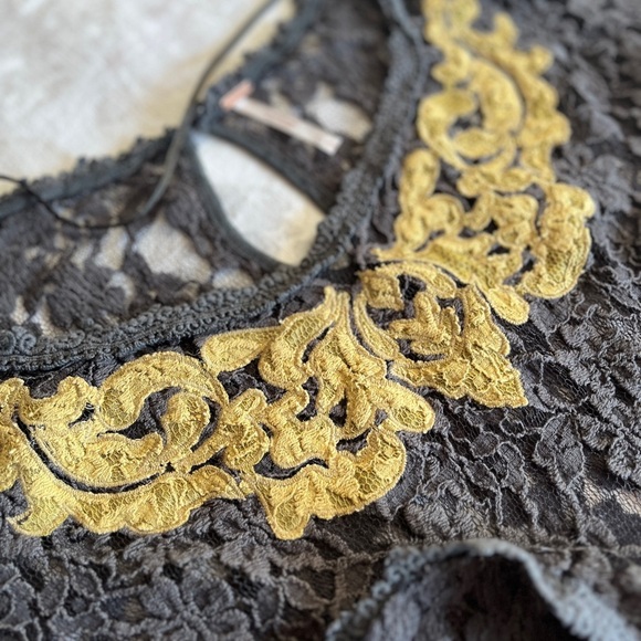 Free People Blue Gray Lace and Gold Ruffled Peplum Blouse - Picture 6 of 15